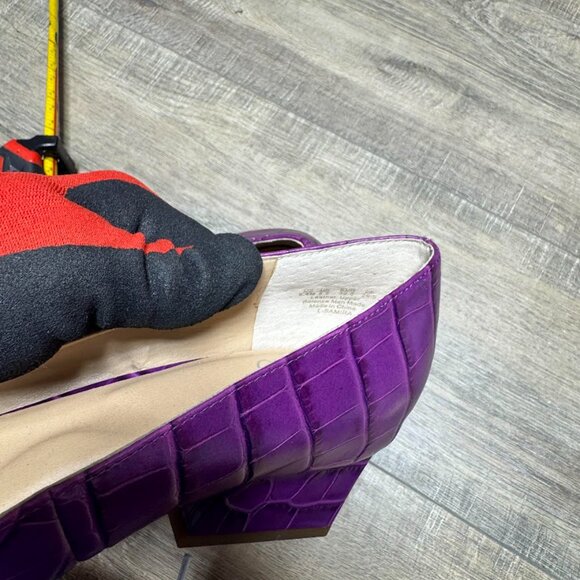 Franco Sarto Samira Violet Embossed Leather Pointed Toe Heels Women's Size 9.5 - Picture 6 of 8